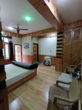Dogra tirthan valley Home Stay